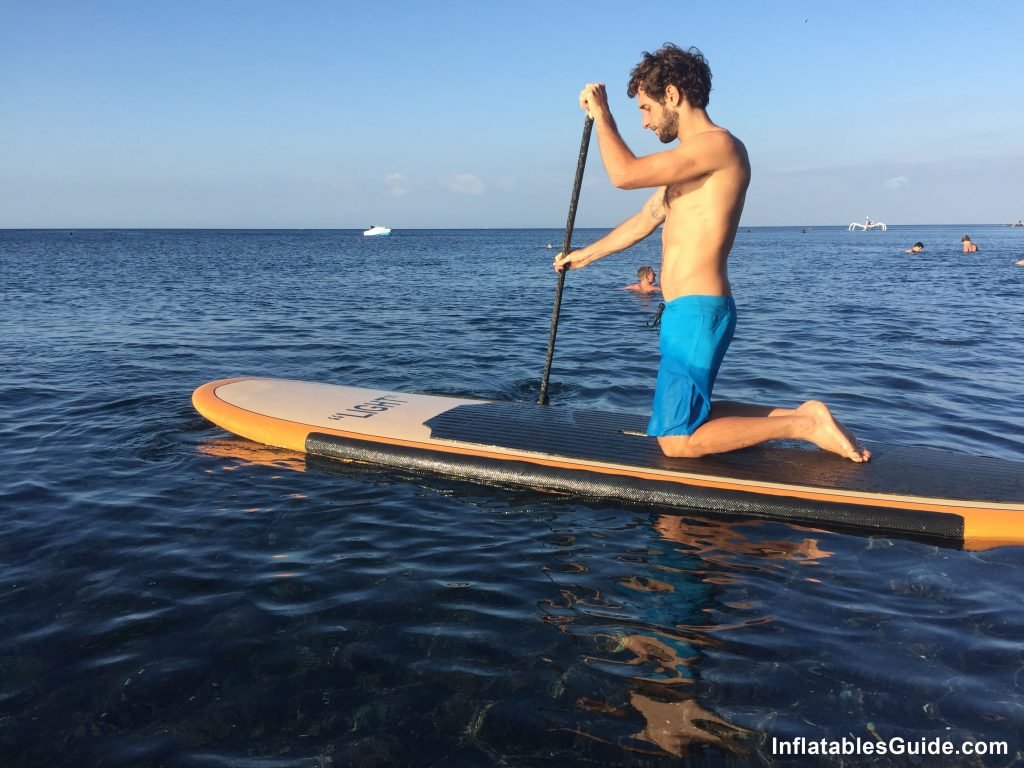 SUP beginners: your first strokes on your standup paddle board